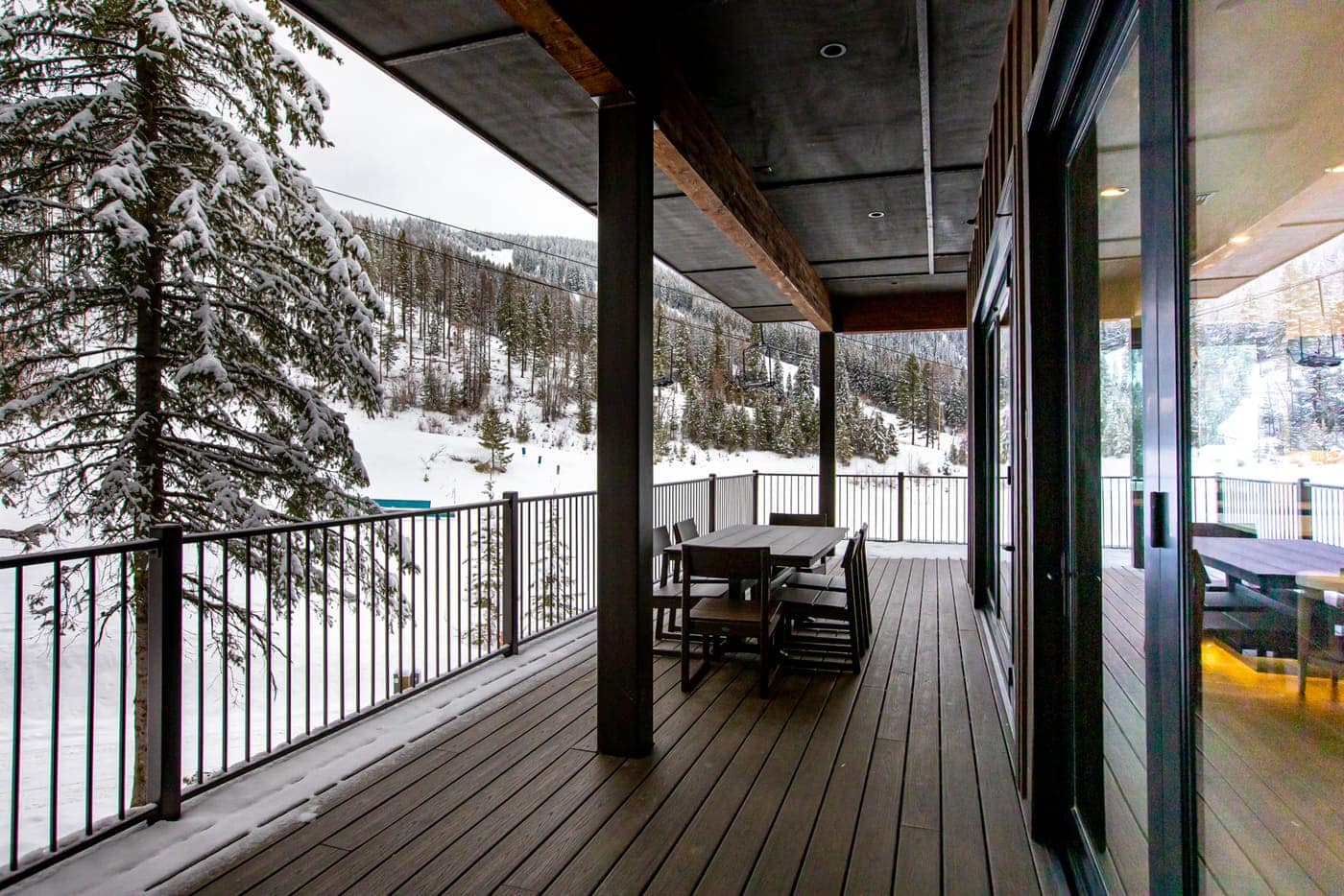 Deck Table 1O0A0057